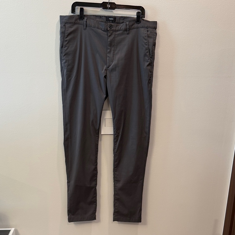 Theory Men’s Charcoal Lightweight Pants Size 36